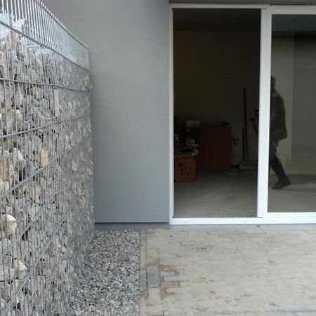 Apartament Z Ogrodkiem Жешов Екстериор снимка